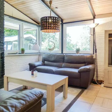 Three-bedroom Holiday In Gerolstein